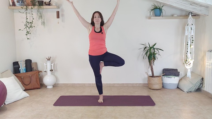 Video tutorial árbol en yoga