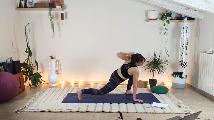 Clase de yoga en directo del 30-4-26 Animal flow en directo + yoga