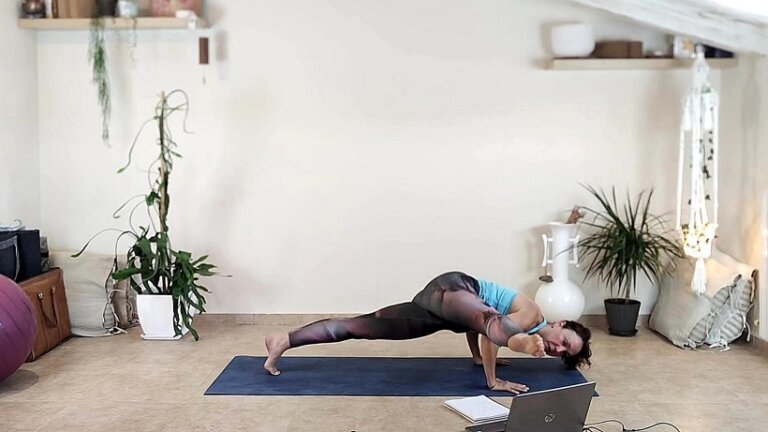 Yoga en directo para integrar