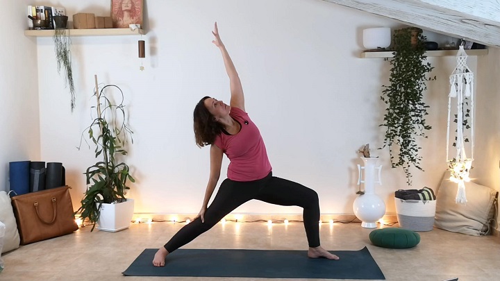 Clase de yoga en directo piernas 15-10-26